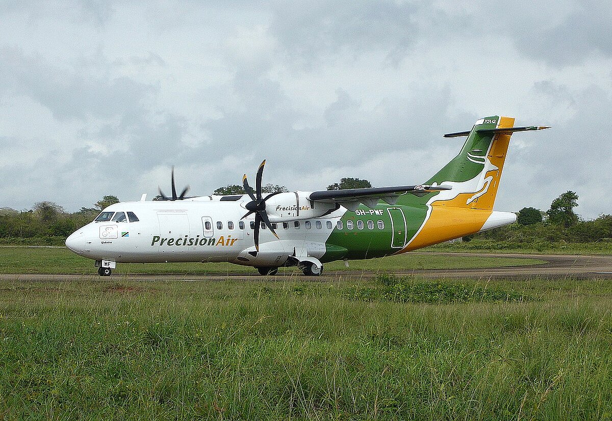 Precision Air ATR-42 (5H-PWF) at Mtwara Airport, Photo by Keith Parkinson, CC BY-SA 2.0, No changes were made (File: https://www.flickr.com/photos/77065366@N08/6905722805/)